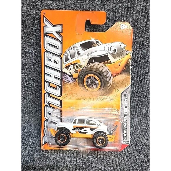 2011 Matchbox Desert Volkswagen Beetle Car 4x4 41 of 120 White NEW - Picture 1 of 4